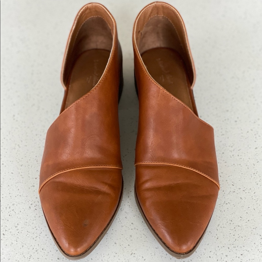 Side Cutout Flats Royale Flat Booties size 9.5